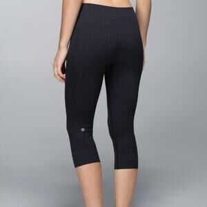 Lululemon Leggings Women's 4 Seamlessly Street Crop Purple High Rise Vintage